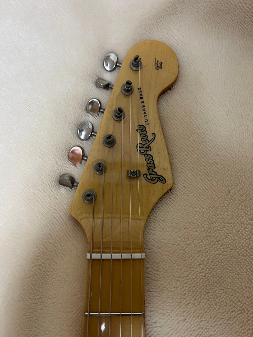 【調整済】Grassroots グラスルーツ　ストラト　エレキギター　低弦高