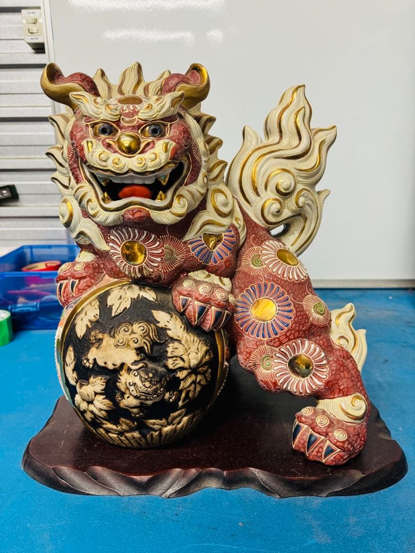 九谷焼 獅子 シーサー 高さ約40cm 大きめ 縁起物 伝統工芸品　置き物