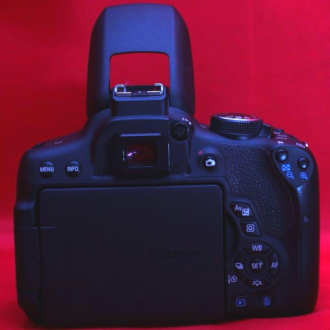 ⭐️超人気機種⭐️ Canon Kiss x8i ダブルレンズ　初心者オススメ