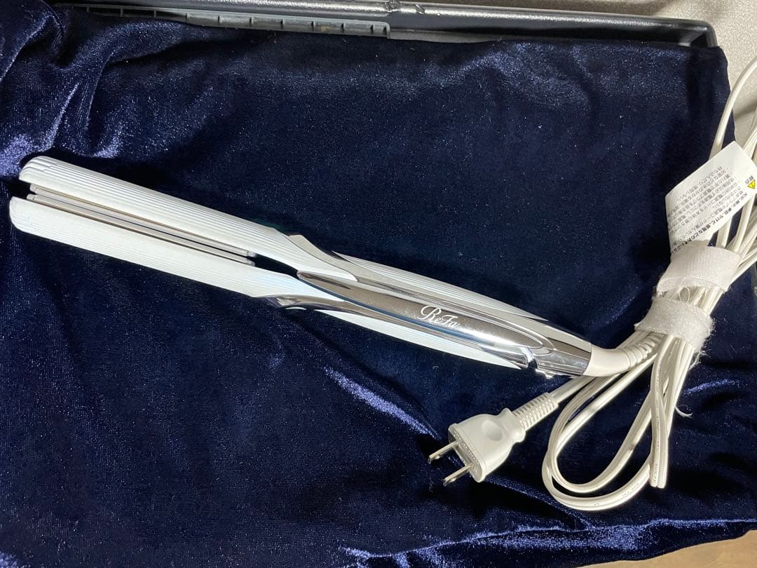 2025年10月新品購入 ストレートヘアアイロン 140-220℃