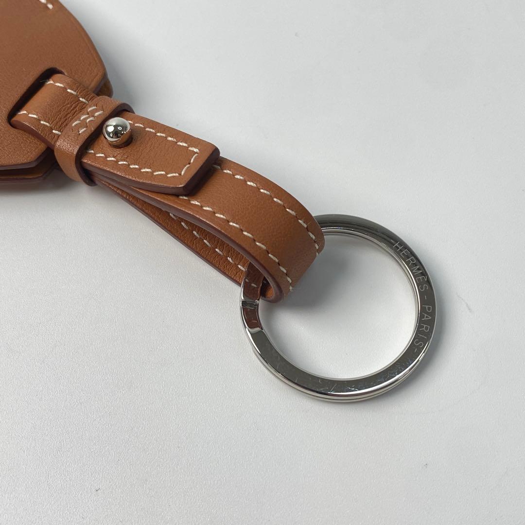 美品 エルメス HERMES AirTag モバイルアクセサリー ブラウン