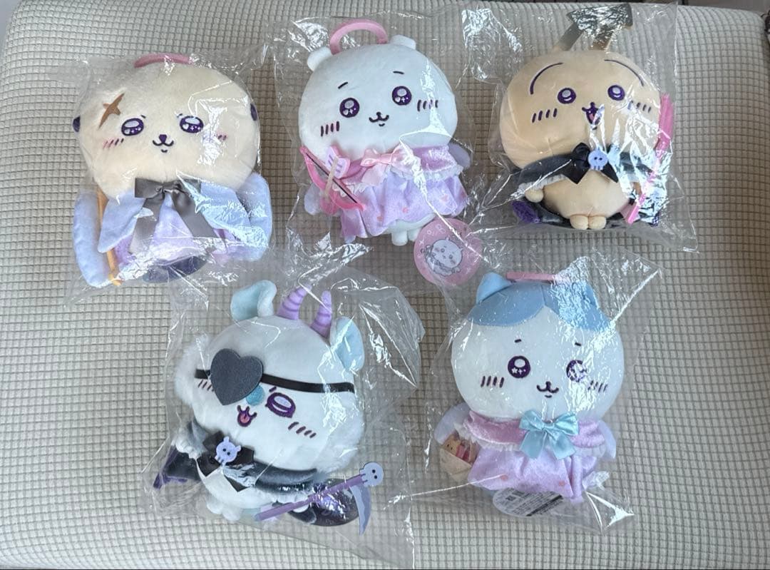 ちいかわ　てんしとあくま　ぬいぐるみs 5点セット