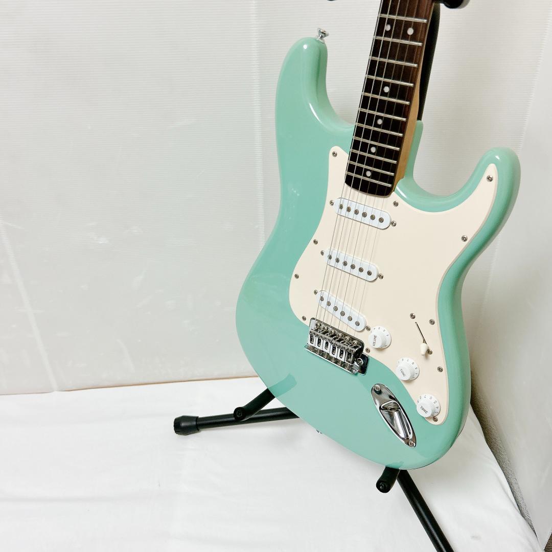 美品 Squier スクワイヤー Stratocaster サーフグリーン