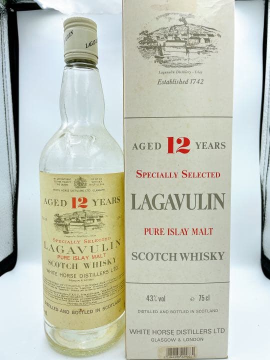 Lagavulin 12y White Label　空瓶　箱あり