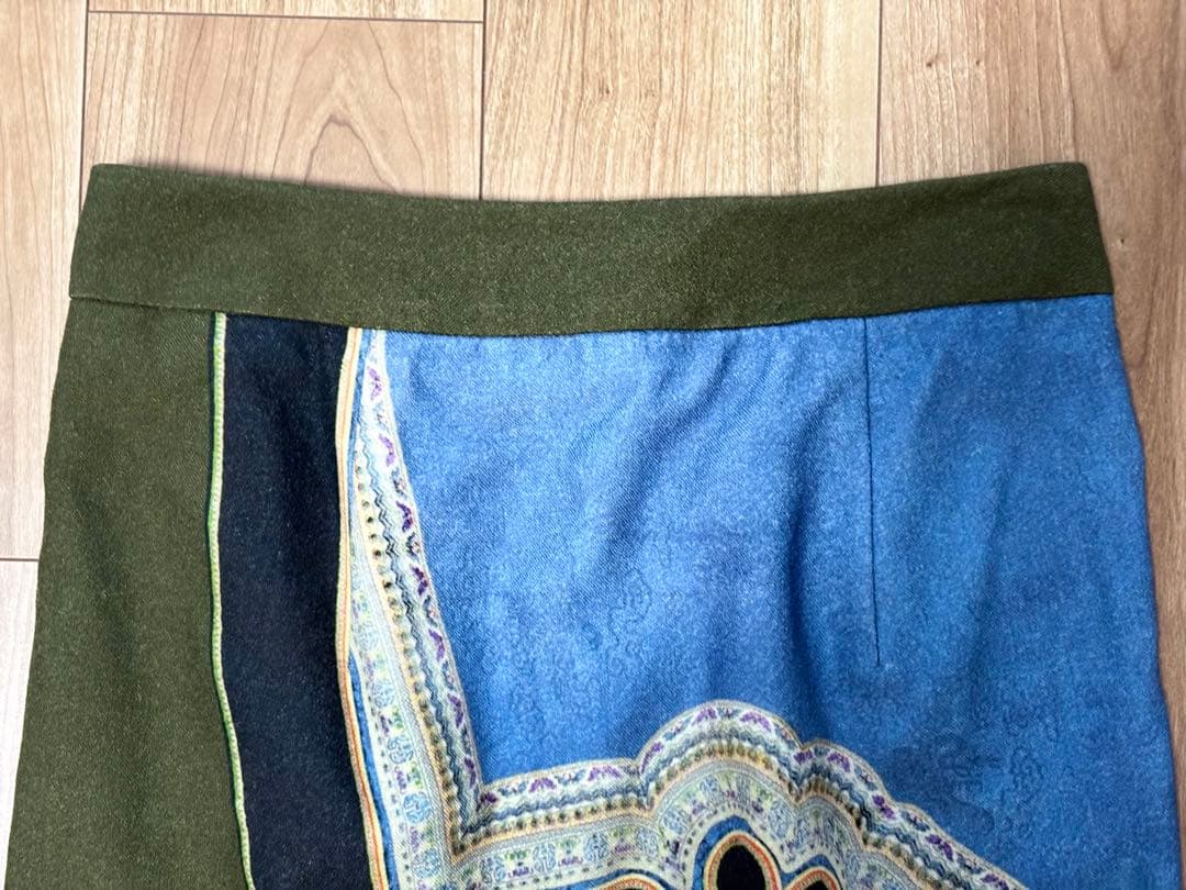 DRIES VAN NOTEN 秋冬グリーンスカーフ柄　ひざ丈タイトスカート