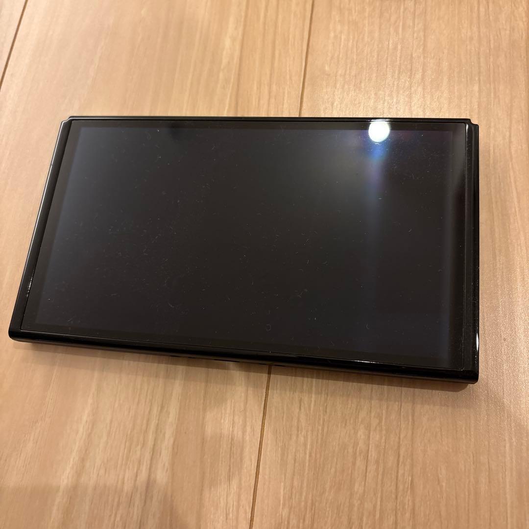 美品　NintendoSwitch　ニンテンドースイッチ本体　有機ELモデル