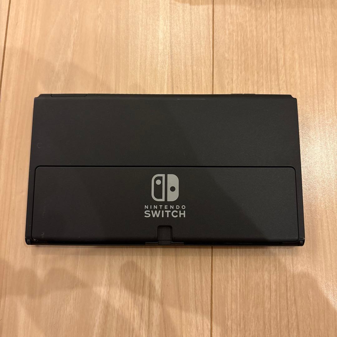 美品　NintendoSwitch　ニンテンドースイッチ本体　有機ELモデル