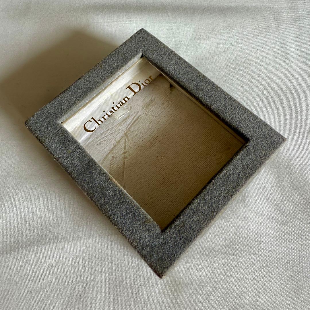 Christian Dior＊ゴールドリボンブローチ