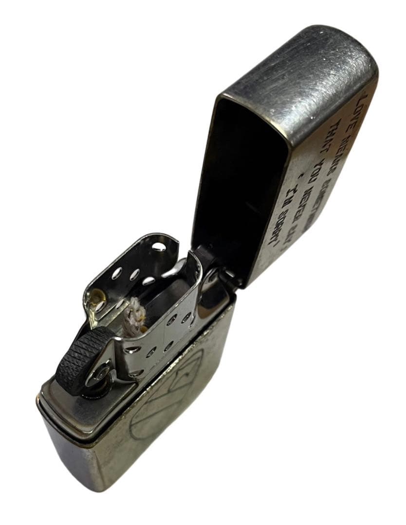 米陸軍ベトナム戦争本物ベトナムZippo1968 戦闘歩兵章・第一騎兵師団希少品