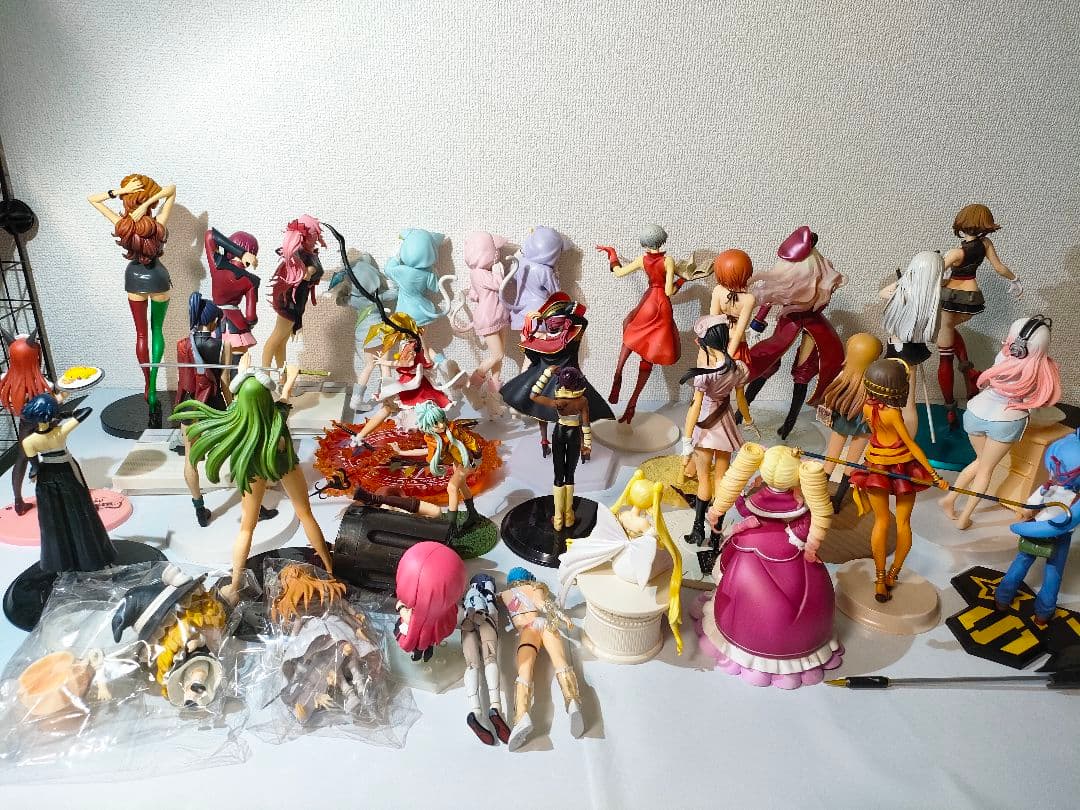 ☆　美少女フィギュア　まとめ売り　峰不二子　宝鐘マリン　ベアトリス　魔理沙　他