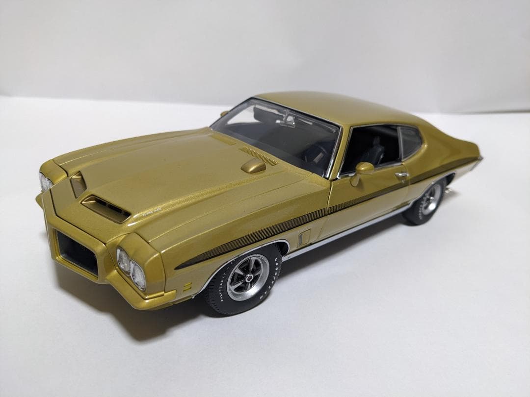 ミニカー GMP- 1972 PONTIAC GTO