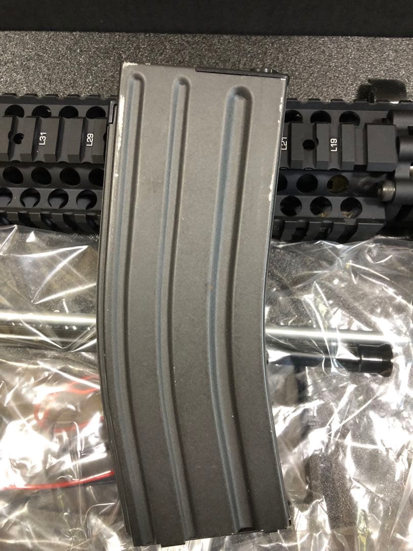 東京マルイRECCE RIFLE レシーライフル　次世代電動ガン マガジン付き