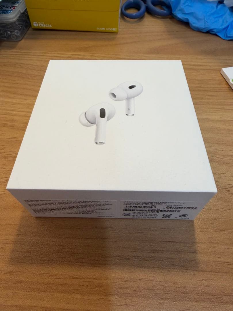 AirPods Pro 2 本体 正規品　箱付き(未使用イヤチップ付けます)