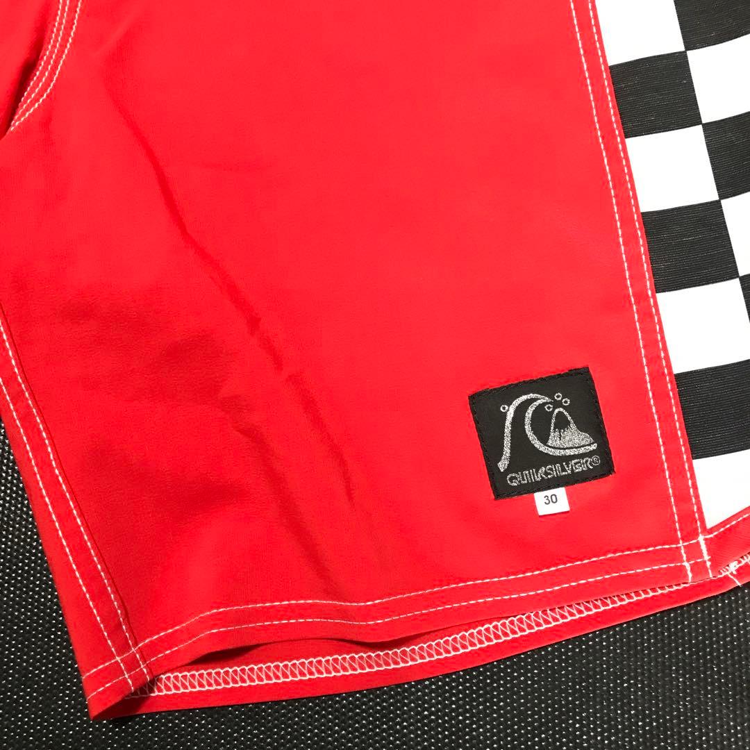 Quiksilver クイックシルバー　ボードショーツレッド チェック柄水着