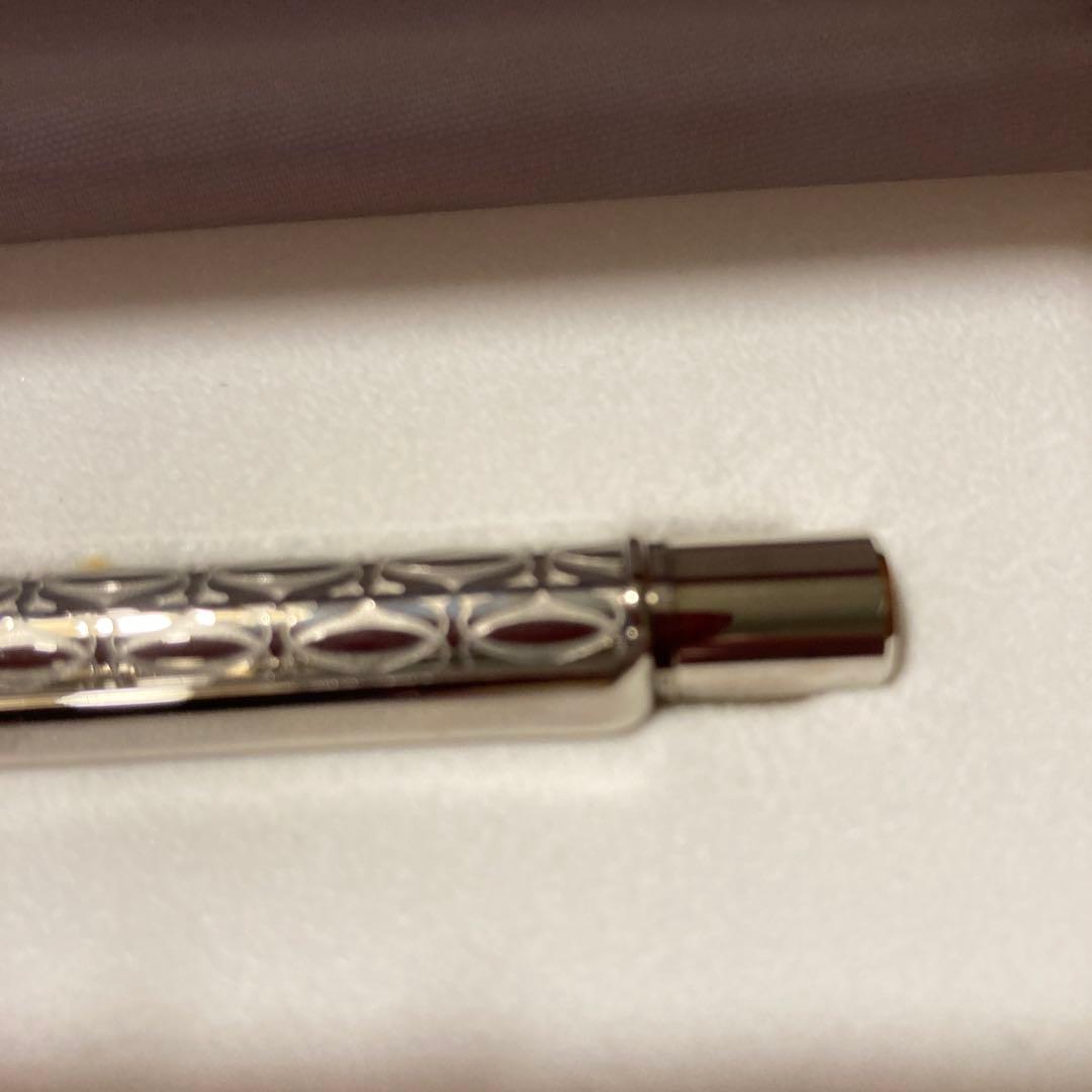 Cartier シルバーボールペン 専用ケース付き