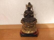 古い木製仏像　本格漆　金箔　蓮坐　時代あり　蓮座に金箔