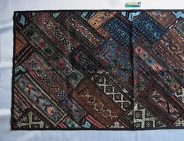 ★A2102★　67×134㎝　古い民族　刺繍　パッチワーク　アンティーク