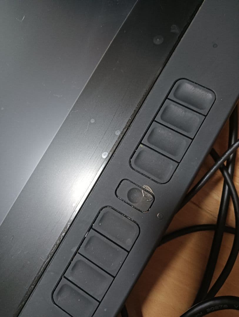 ワコムCintiq22HD DTK2200液晶ペンタブレット本体