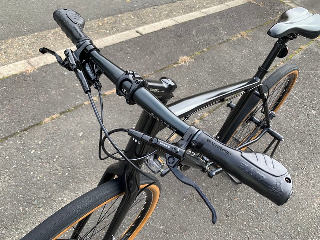 【即乘】送料無料 corratec 油圧式ディスクブレークロスバイク SHAPE