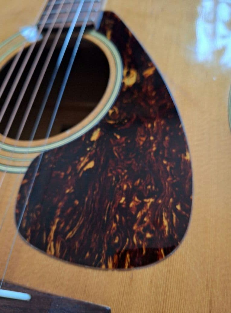 YAMAHA FG180J 黒ラベル ソフトケース付き