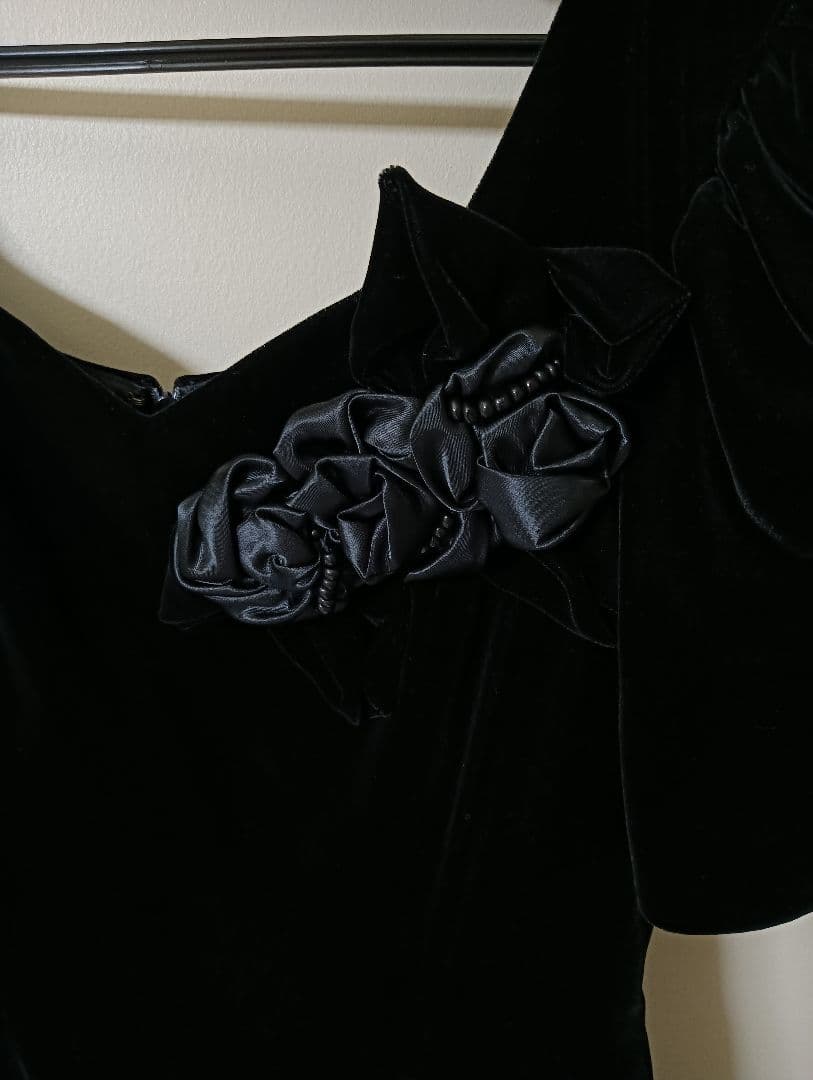 みか！パーティードレス ブラック ワンピース　ベッチン　ベロア　ベルベット