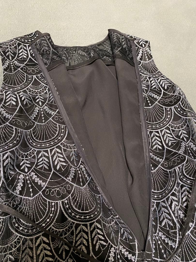 【現行販売品】美品 ANAYIラメチュールレーステントラインワンピース シルバー