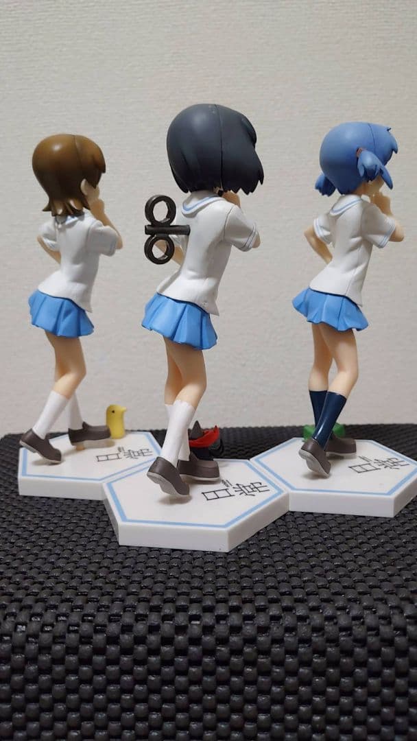 「日常」3人のキャラクターフィギュアセット