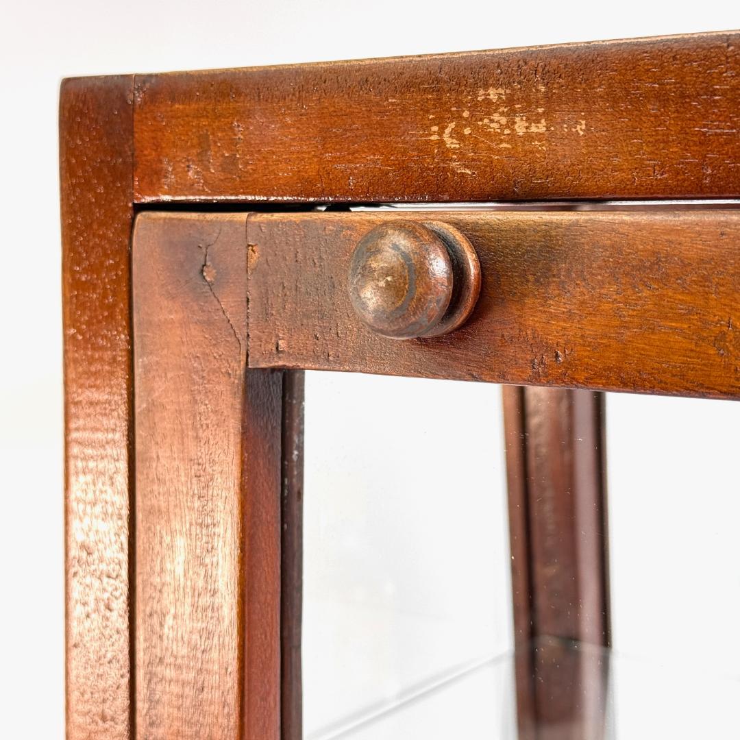 ビンテージ　昭和期の古いショーケース　ガラスケース　一点物　幅60cm