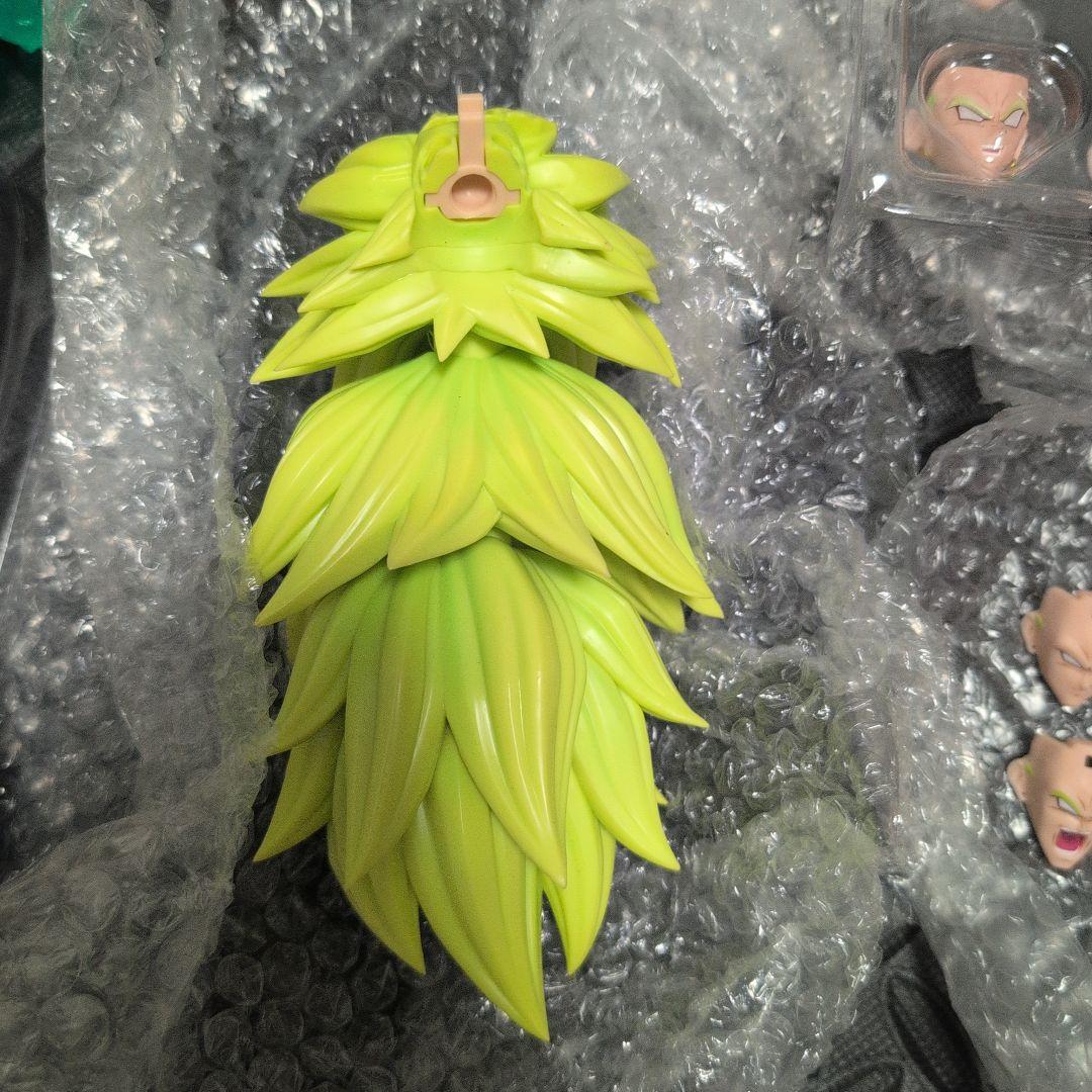 Kong studio ブロリー　ssj3　ドラゴンボール