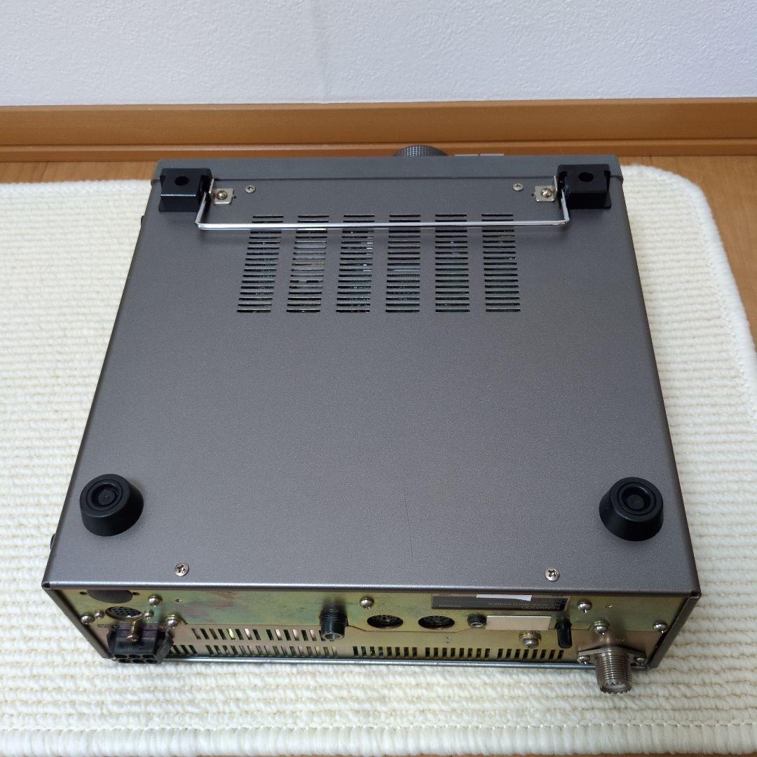 アマチュア無線機　ＴＳ-６８０V