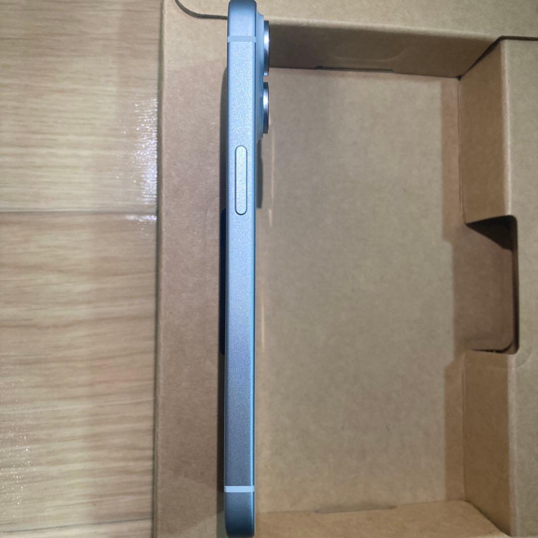 Apple iPhone15 128GBブルー　SIMフリー