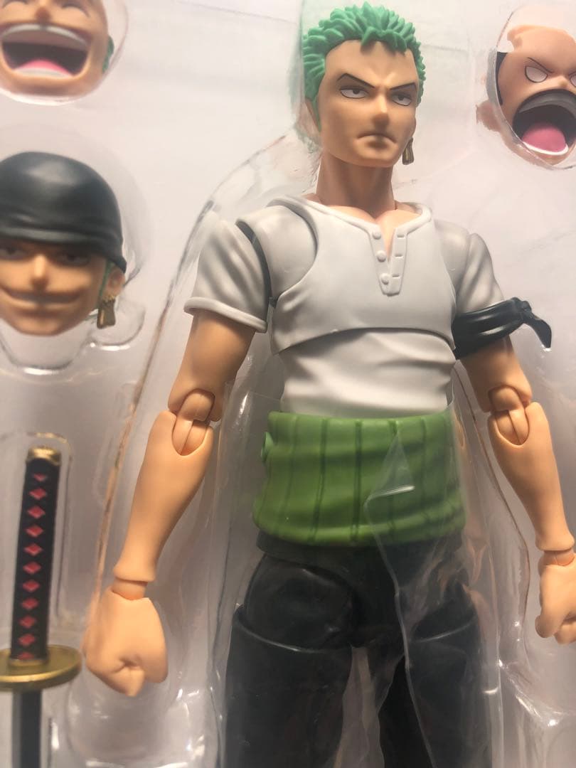 s.hフィギュアーツ　ロロノア・ゾロ　ジュラキュール・ミホーク