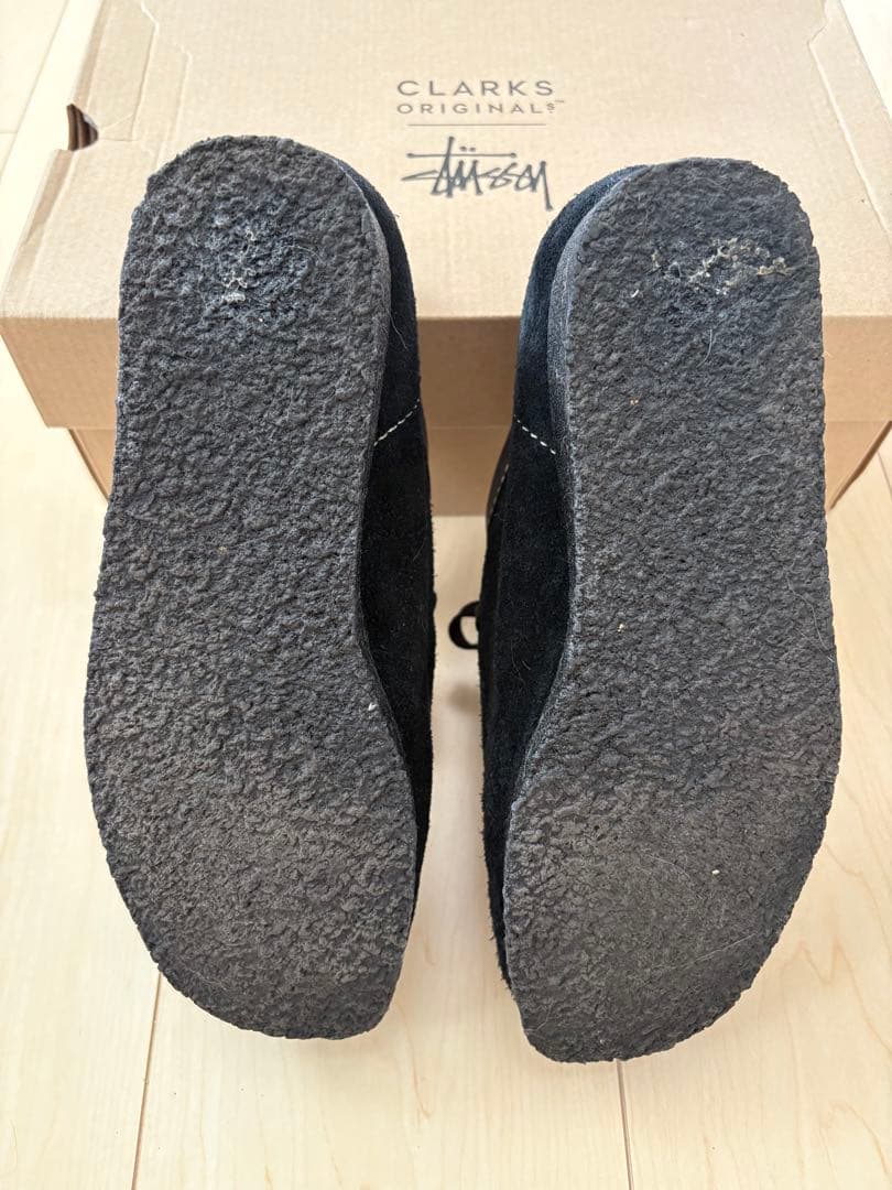 STUSSY/CLARKS ORIGINAL トランプ刺繍スエードシューズ／
