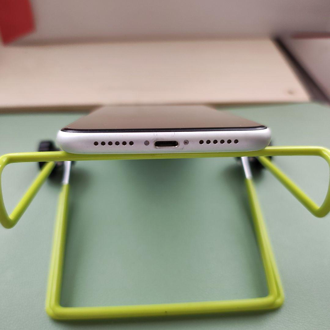 【美品】iPhone XR 64GB ホワイト本体