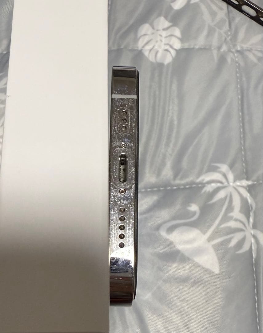 iPhone 12 Pro GOD LUMINA✴︎プロフィールページ