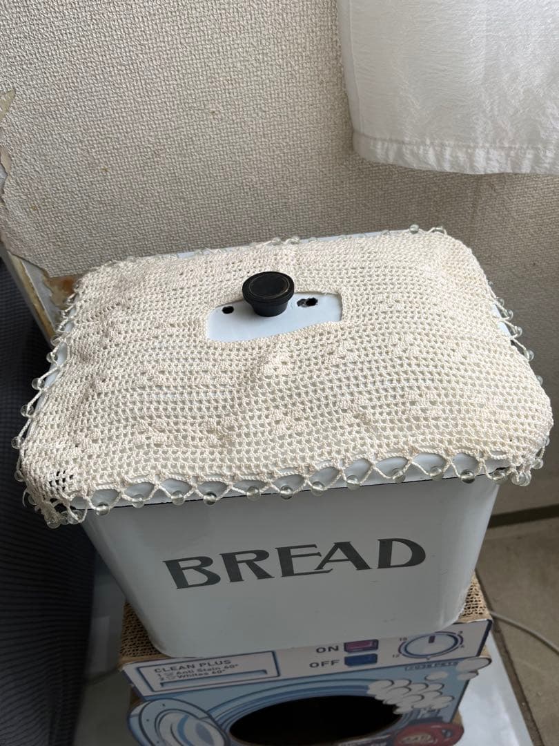 アンティークブレッド缶