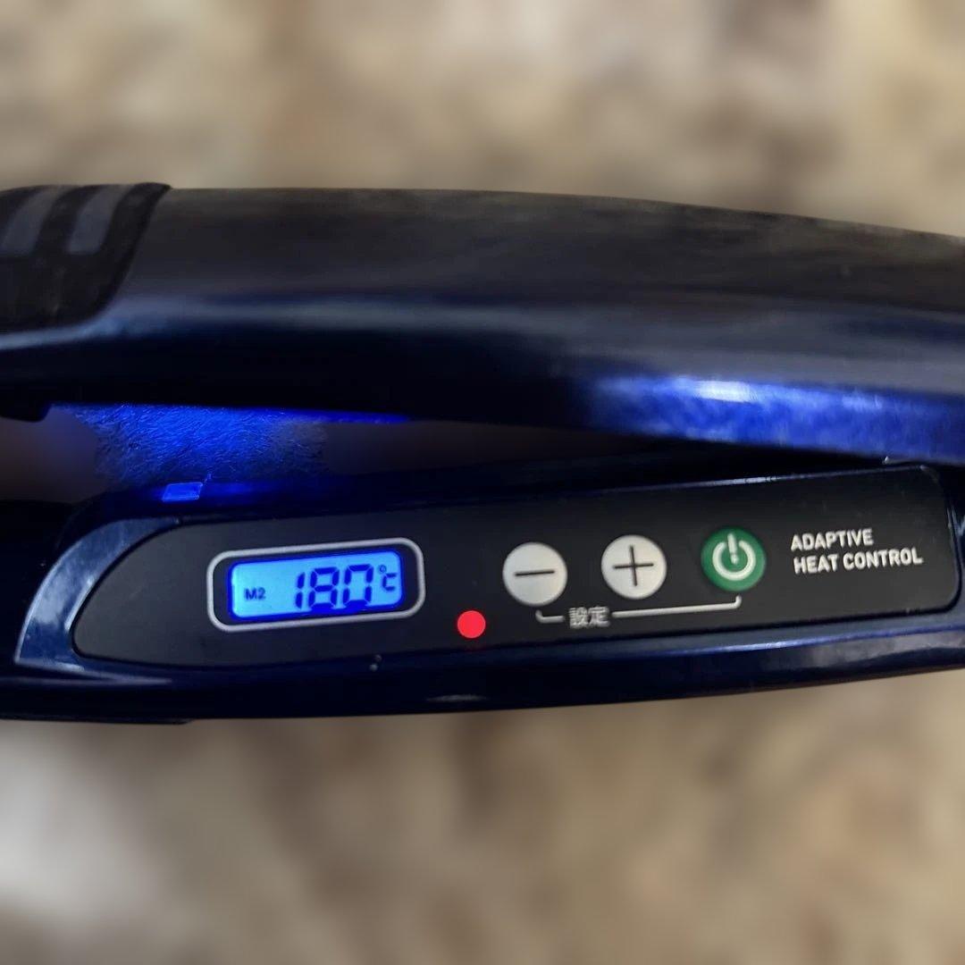 PLIA プライア ヘアアイロン　ストレートアイロン　縮毛矯正