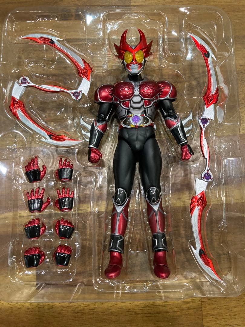 s.h.Figuarts仮面ライダーアギト　バーニングフォーム