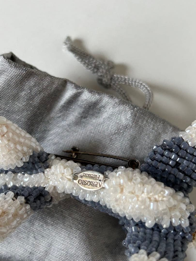 aprosio&coアプロジオ・大型犬ブローチ・未使用品