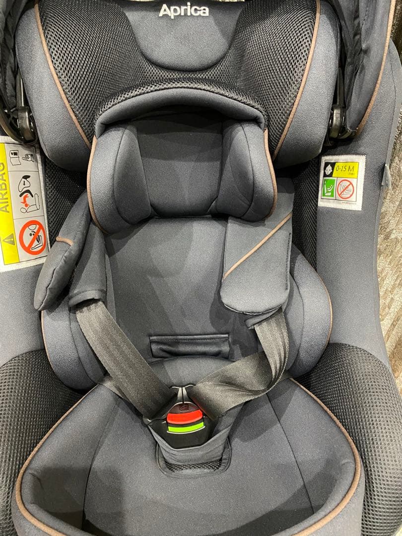 バ*ト様 極美品！アップリカ　Aprica　クルリラビッテエックス　R129適合