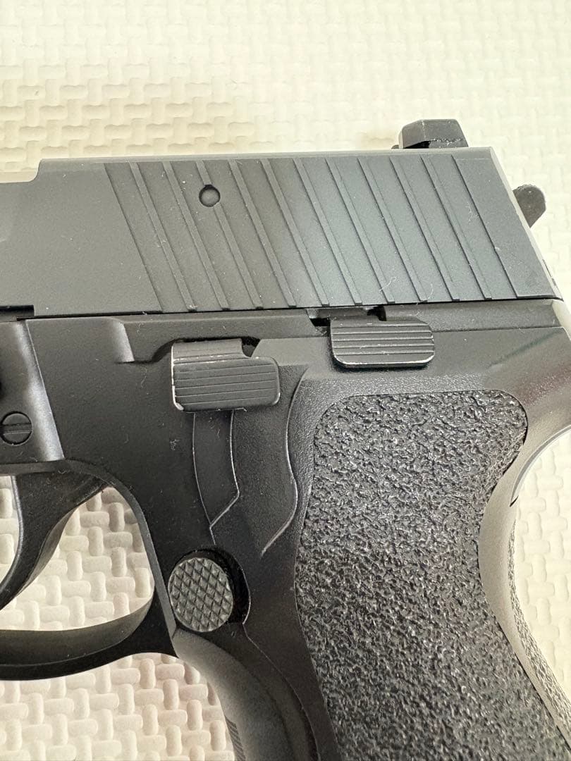 だ*ゃ様 SIG SAUER P226 E2 ガスブロ