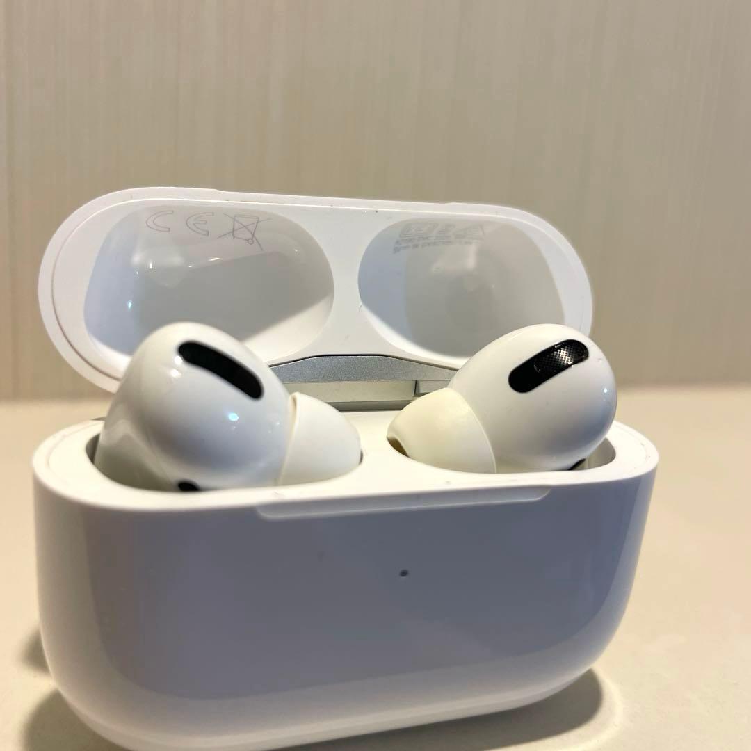 【AirPods Pro 第1世代 】本体 ホワイト 充電ケース付き