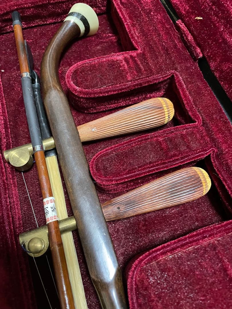 二胡 敦煌牌　付属品＆ケース付き