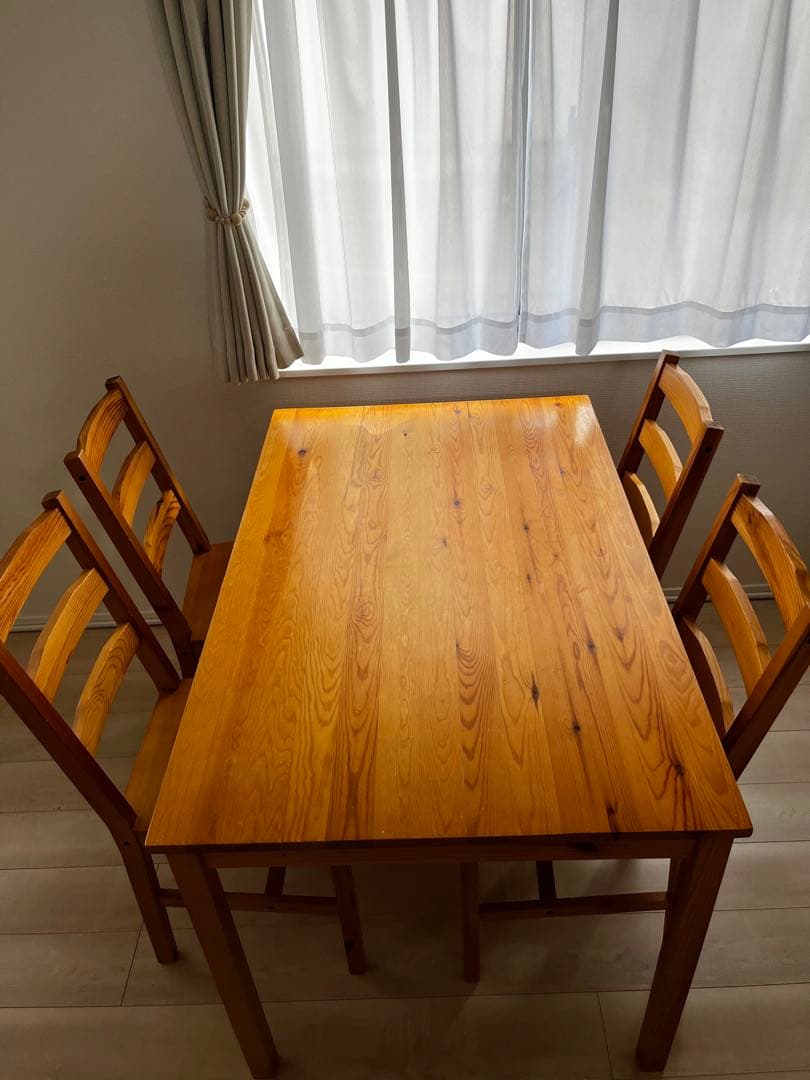【さいたま市引き取り希望】ダイニングテーブルセット