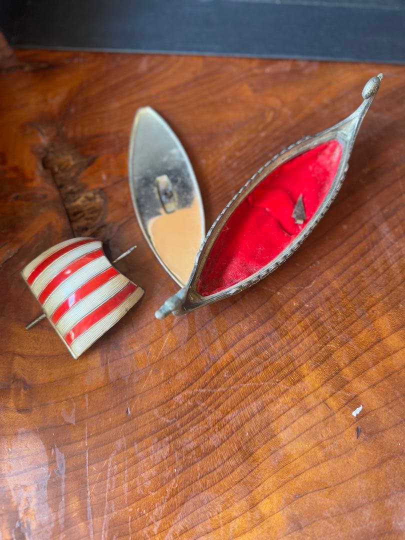 【アンティーク】ノルウェー・バイキング船 金属製の小物入れ