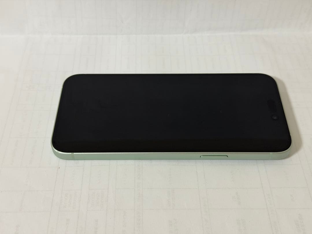 iPhone 15 plus 中古　美品