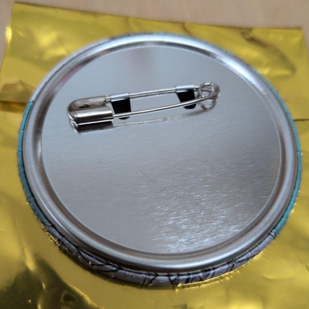 名探偵コナン　工藤新一　缶バッジ　アプリ会員限定 緋色の弾丸 公開記念