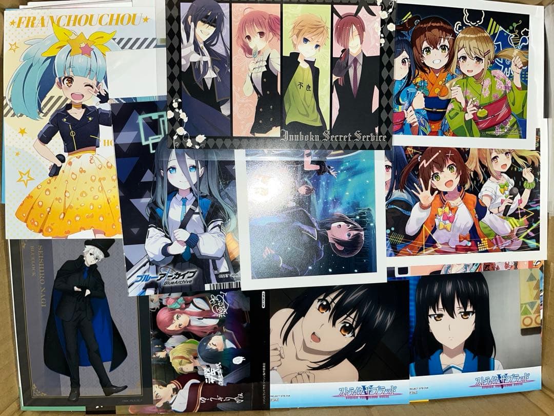 アニメグッズ キャラクターグッズ 紙雑貨 紙類 1350枚以上 大量 まとめ売り
