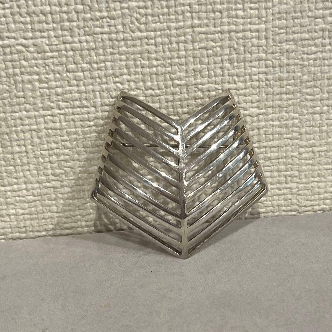 ジョージジェンセン　シルバーブローチ