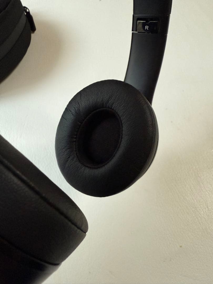 Beats Solo3 ワイヤレスヘッドフォン ブラック